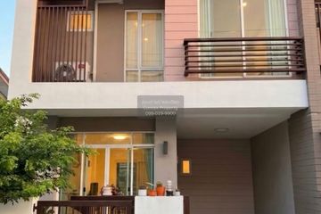 3 Bedroom Townhouse for sale in The Front Watcharaphon, Tha Raeng, Bangkok