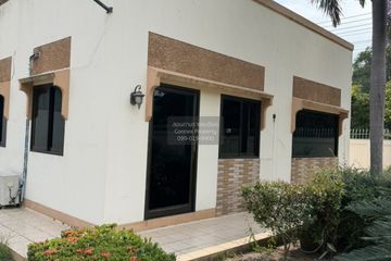 2 Bedroom House for sale in Surasak, Chonburi