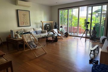 3 Bedroom Townhouse for rent in Khlong Tan Nuea, Bangkok near BTS Thong Lo