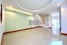 3 Bedroom Townhouse for sale in Lert Ubon Lam Luk Ka Khlong 5, Bueng Kham Phroi, Pathum Thani near BTS Eastern Outer Ring