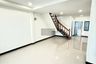 2 Bedroom Townhouse for sale in Om Noi, Samut Sakhon