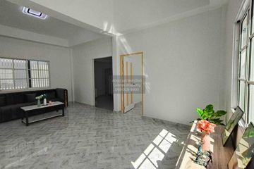 3 Bedroom Townhouse for sale in Khok Faet, Bangkok
