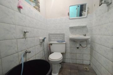 2 Bedroom Townhouse for sale in Warocha 5, Bang Phriang, Samut Prakan