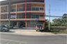 3 Bedroom Commercial for sale in Chong Sakae, Phetchaburi