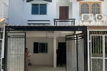 2 Bedroom Townhouse for rent in Bang Chak, Bangkok