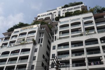3 Bedroom Condo for sale in Baan Prompong, Khlong Tan Nuea, Bangkok
