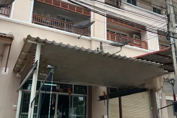3 Bedroom Townhouse for sale in Baan Krissana-Suvarnabhumi, Racha Thewa, Samut Prakan