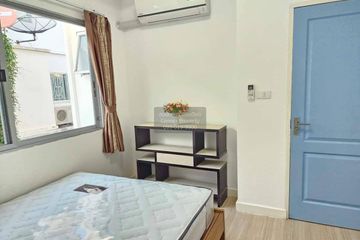 3 Bedroom Townhouse for sale in Baan Mai Rama9 &ndash; Srinakarin, Hua Mak, Bangkok