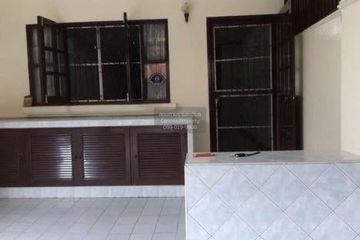 2 Bedroom Townhouse for rent in Bang Talat, Nonthaburi near MRT Royal Irrigation Department
