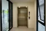 7 Bedroom Office for rent in Huai Khwang, Bangkok near MRT Phra Ram 9