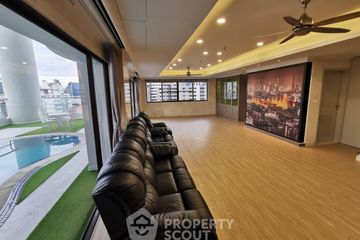3 Bedroom Condo for sale in Le Raffine Sukhumvit 24, Khlong Tan, Bangkok near BTS Phrom Phong