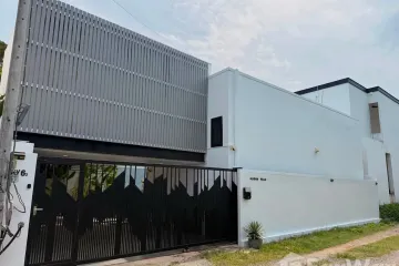 3 Bedroom House for rent in Thep Krasatti, Phuket
