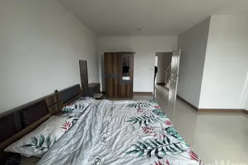 3 Bedroom Townhouse for rent in Suchawalai at sea, Cha am, Phetchaburi