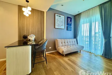 1 Bedroom Condo for rent in The Saint Residences, Chom Phon, Bangkok near MRT Phahon Yothin