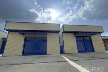 Warehouse / Factory for rent in Phlapphla, Bangkok near MRT Lat Phrao 83