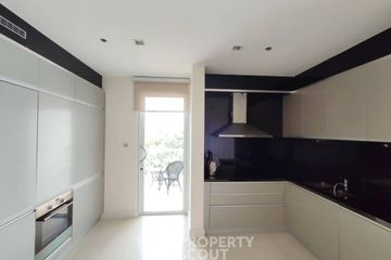 2 Bedroom Condo for sale in Na Kluea, Chonburi
