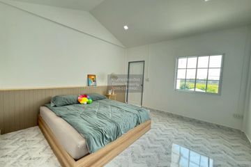 3 Bedroom Townhouse for sale in Khok Faet, Bangkok