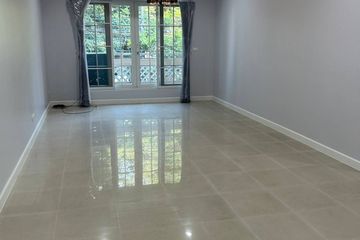 2 Bedroom Apartment for rent in Yoolong Apartment, Lumpini, Bangkok near BTS Ratchadamri