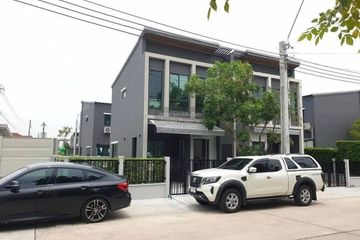 3 Bedroom Townhouse for rent in Pleno Suksawat 70, Thung Khru, Bangkok
