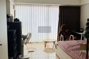 1 Bedroom Condo for sale in Four Street Mansion, Chom Phon, Bangkok near MRT Phahon Yothin