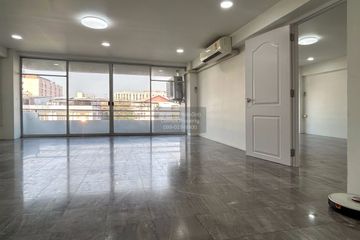 2 Bedroom Condo for sale in Exclusive Place, Chom Phon, Bangkok near MRT Lat Phrao