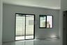 4 Bedroom Townhouse for sale in Bang Duan, Bangkok near MRT Phetkasem 48