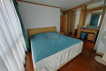1 Bedroom Condo for rent in Silom Suite, Silom, Bangkok near BTS Chong Nonsi