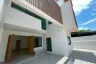5 Bedroom House for sale in Khlong Chaokhun Sing, Bangkok near MRT Lat Phrao 83