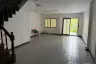 5 Bedroom Townhouse for sale in Phlapphla, Bangkok