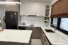 2 Bedroom Townhouse for sale in Khlong Tan Nuea, Bangkok near Airport Rail Link Ramkhamhaeng