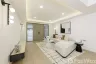 3 Bedroom Townhouse for sale in Khlong Tan Nuea, Bangkok near Airport Rail Link Ramkhamhaeng