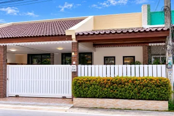2 Bedroom Townhouse for rent in Na Kluea, Chonburi