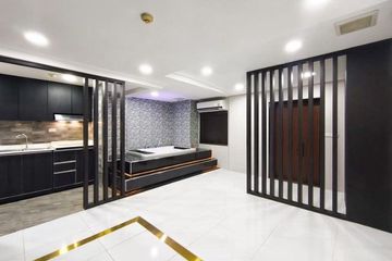 1 Bedroom Condo for rent in The Kris 3, Din Daeng, Bangkok near MRT Sutthisan