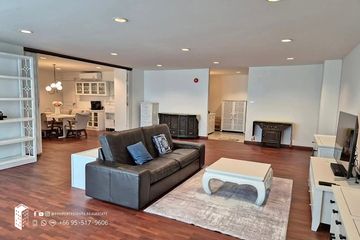 3 Bedroom Condo for rent in D.S. Tower 1 Sukhumvit 33, Khlong Tan Nuea, Bangkok near BTS Phrom Phong