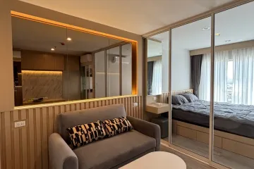 1 Bedroom Condo for rent in Regent Home Bangna, Bang Na, Bangkok near BTS Bang Na