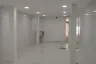 Commercial for rent in Khlong Tan Nuea, Bangkok