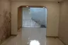 Commercial for rent in Khlong Tan Nuea, Bangkok