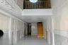 Commercial for rent in Khlong Tan Nuea, Bangkok