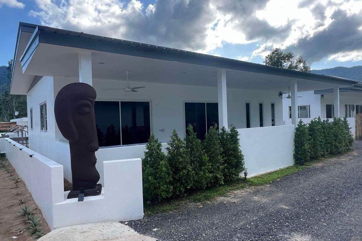 2 Bedroom House