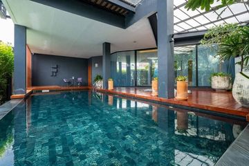 4 Bedroom House for sale in Khlong Tan Nuea, Bangkok