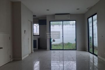 3 Bedroom Townhouse for sale in Baan Klang Muang Rama 9 - Ramkhamhaeng, Phlapphla, Bangkok near MRT Ramkhamhaeng