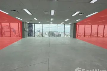 Office for rent in APAC Tower, Phra Khanong Nuea, Bangkok near BTS Ekkamai