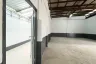 Warehouse / Factory for rent in Phlapphla, Bangkok near MRT Lat Phrao 83
