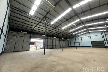 Warehouse / Factory for rent in Lam Pla Thio, Bangkok