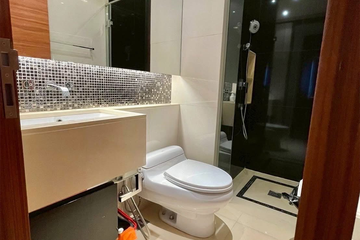 2 Bedroom Condo for sale in The Address Sukhumvit 28, Khlong Tan, Bangkok near BTS Phrom Phong