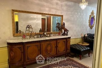 1 Bedroom Condo for sale in Supalai River Resort, Samre, Bangkok