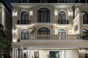 4 Bedroom House for Sale or Rent in Khlong Tan Nuea, Bangkok