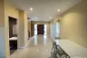 3 Bedroom Townhouse for rent in Patio Srinakarin - Rama 9, Hua Mak, Bangkok