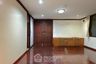 3 Bedroom Condo for sale in City Lakes Tower Sukhumvit 16, Khlong Toei, Bangkok near BTS Asoke