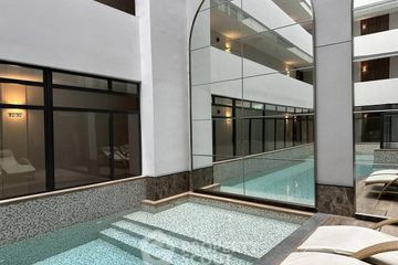 1 Bedroom Condo for rent in Runesu Thonglor 5, Khlong Tan Nuea, Bangkok near BTS Thong Lo